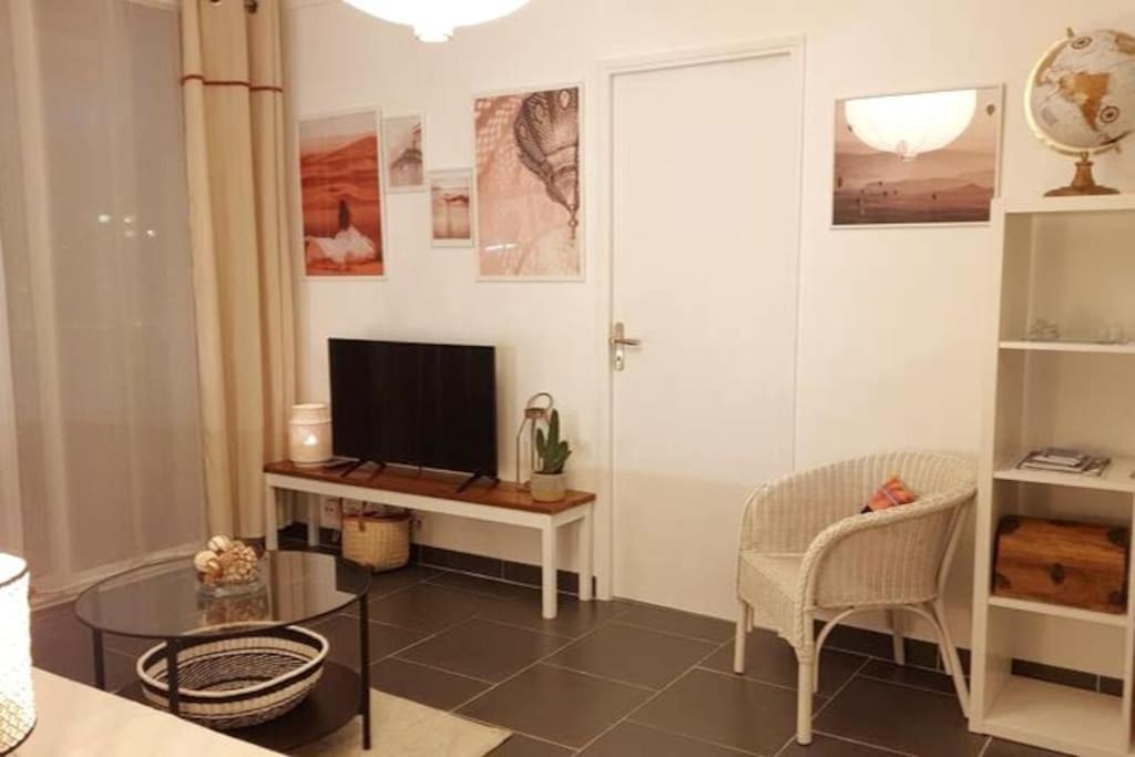 "Voyage En Mer" Splendide T3 Lumineux, Wi Fi Et Parking Gratuit Toulon Ngoại thất bức ảnh